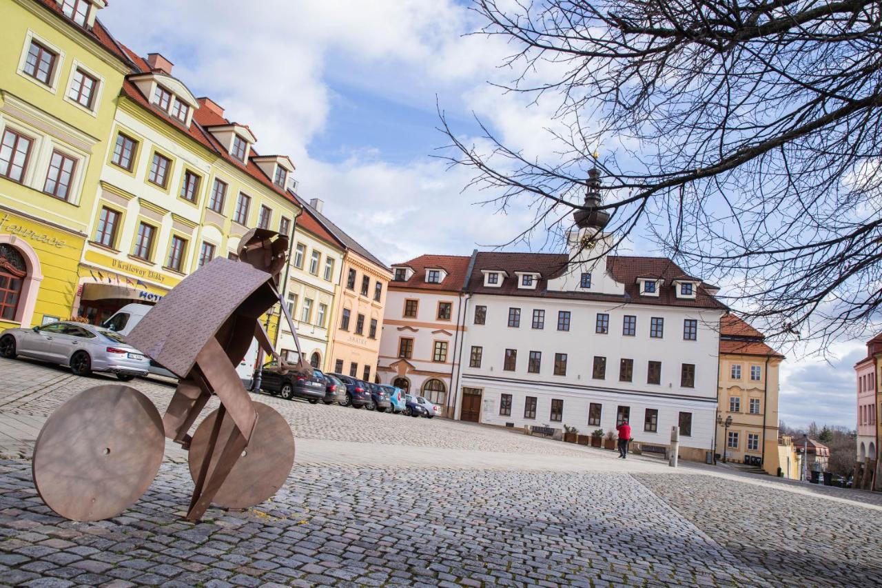 Penzion Amatka Hradec Králové Eksteriør billede